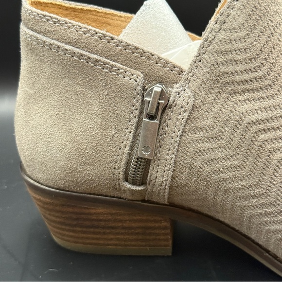 Lucky Brand Women's Gray Suede Fhuna Ankle Boots Slip on Zipper - Picture 5 of 7